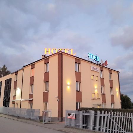 Hotel Eden 24H Жешув Экстерьер фото