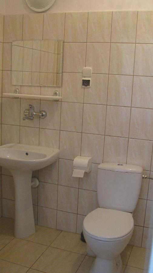 Hotel Eden 24H Жешув Экстерьер фото
